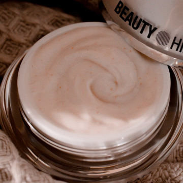 Snowtox Cream / Крем для лица "Сноутокс Крим" / 50 мл / Активный антивозрастной комплекс / Содержит специальные компоненты